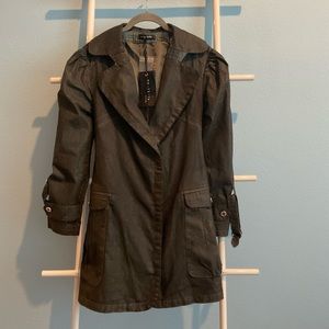 NWT puff sleeved olive trench sz small (207)